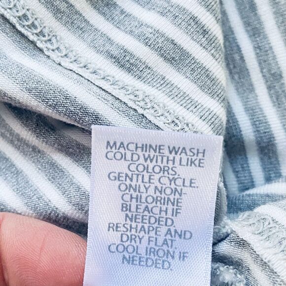 J. Jill Top Size Small Gray White Striped T Shirt Long Sleeves Capsule Wardrobe - Picture 7 of 7